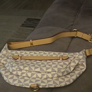 Geometric Patterned Women's Bag